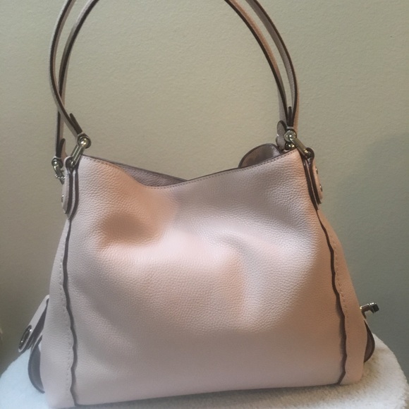Coach Pebble Edie 31 Shoulder Bag - Picture 3 of 4